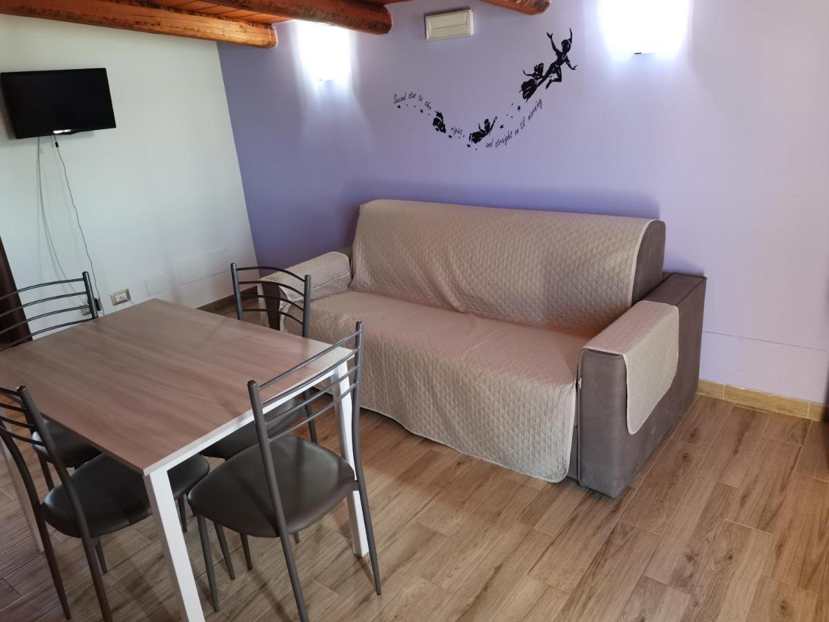 Villa Sole - Finaiti - Appartamento Per Turisti Floridia Eksteriør billede