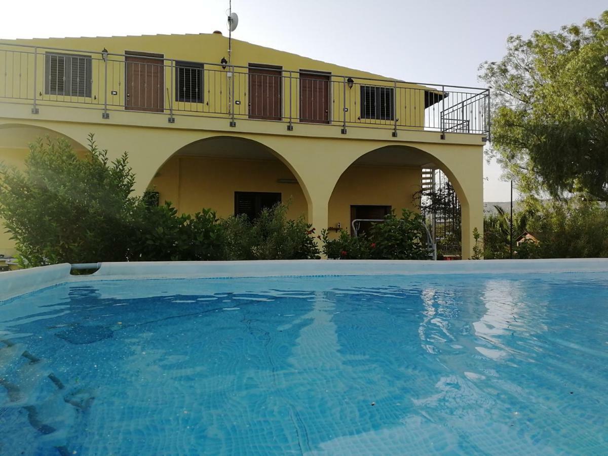 Villa Sole - Finaiti - Appartamento Per Turisti Floridia Eksteriør billede