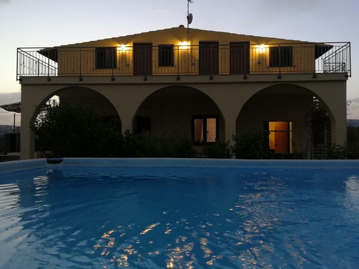 Villa Sole - Finaiti - Appartamento Per Turisti Floridia Eksteriør billede